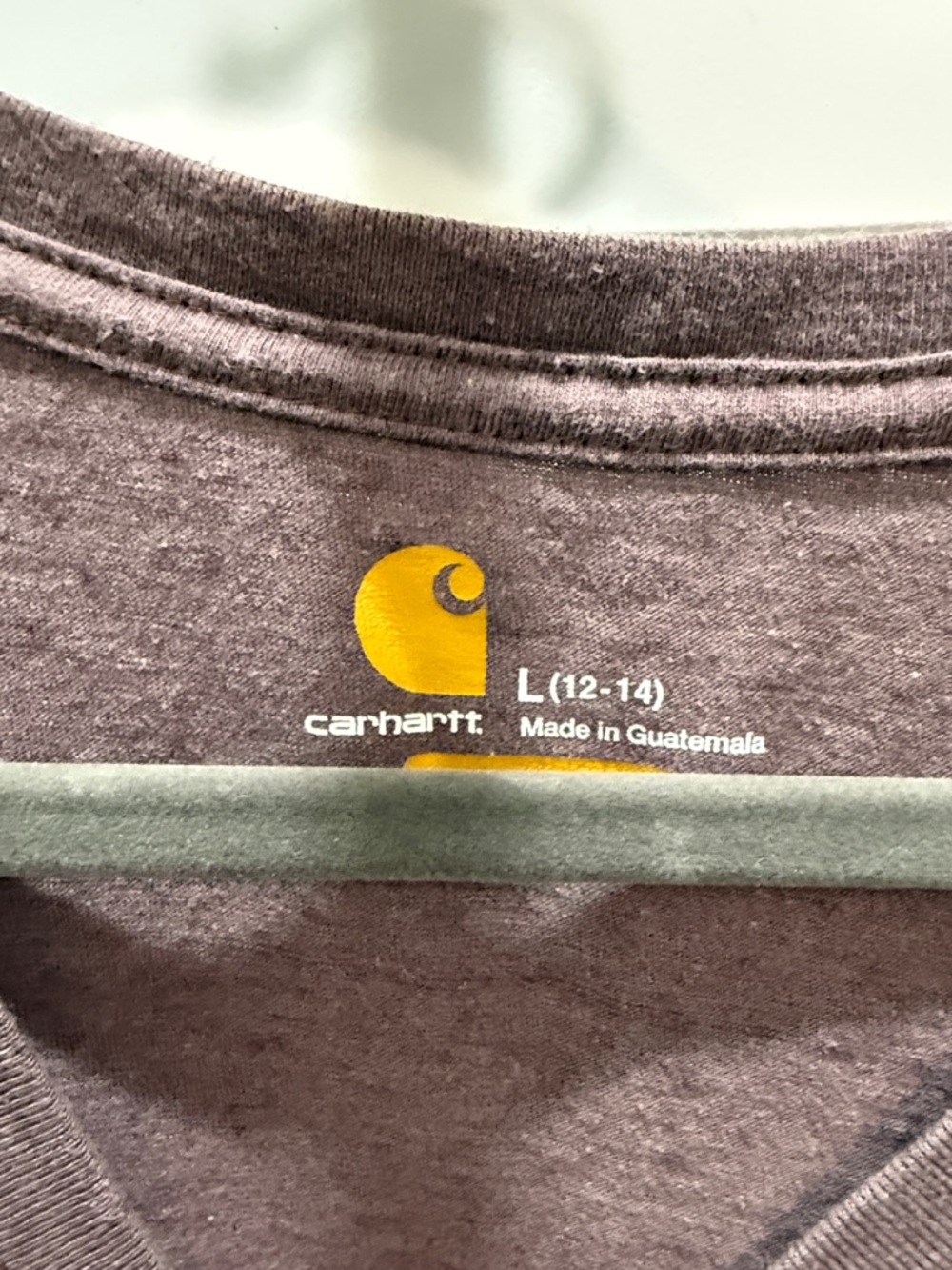 Carhartt Women’s V-Neck T-Shirt in Dusty Mauve - Picture 2 of 2